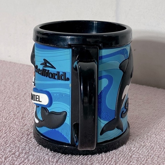 Vintage Blue Sea World Shamu Orca Mug “Daniel” - Picture 2 of 9